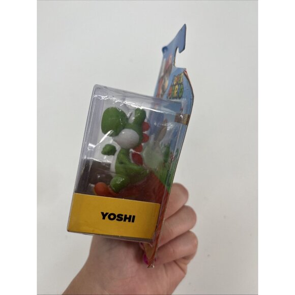 Jakks Pacific World of Nintendo Super Mario, 2.5 inch Mini Figure - Yoshi - Picture 3 of 5